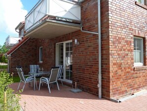 Outdoor dining - Austernfischer - Allergikerfreundliche Ferienwohnung in Zentraler Lage (Krummhörn)