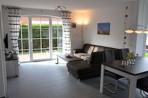 Televisio, DVD-soitin, stereot