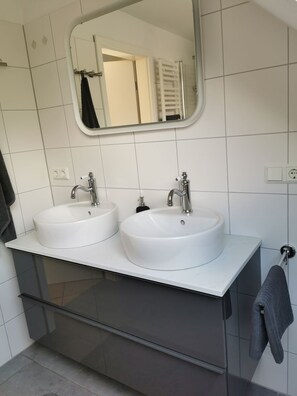 Nicht klassifiziertes Bild, 5 von 19, Schaltfläche