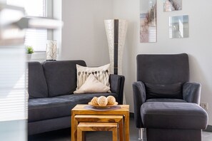 电视、壁炉、立体声音响