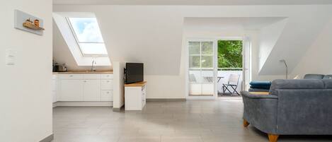 テレビ、ステレオ