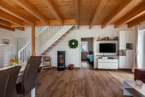 Unclassified image, 4 of 30, button - Seeblick Warin - Very high quality vacation home directly on Lake Warin (Warin)