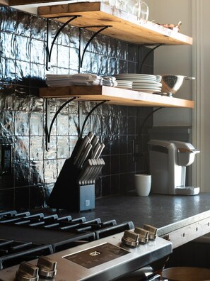 Fridge, oven, stovetop, dishwasher - Blacksmith Apartment | Lux Extended Stay in Belmont (Charlottesville)