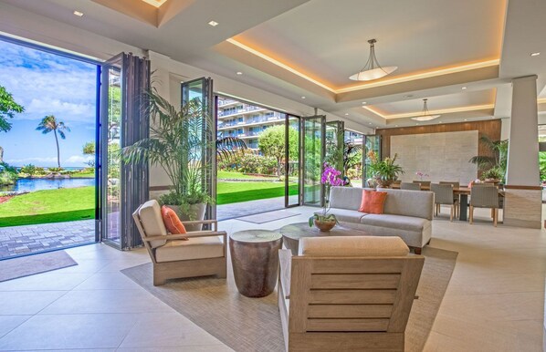 Interior - Maui Resort Rentals: Whaler 673 – Elegantly Remodeled 6th Floor Corner 2BR w/ Gorgeous Ocean & West Maui Mountain Views! (Lahaina)