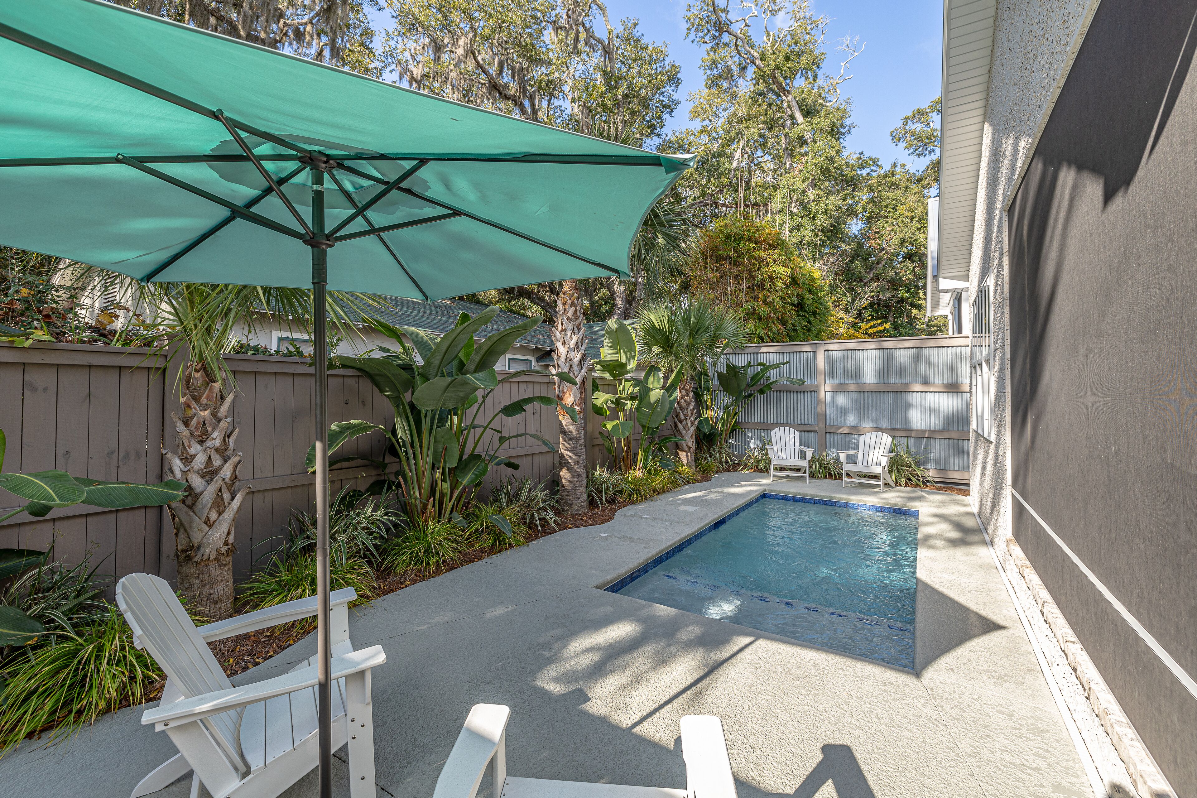Atlantic Cottage, Private Oasis with Pool, 200 Steps to Beach & Restaurants!