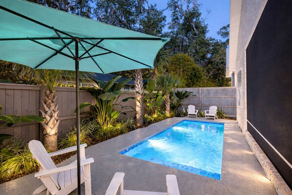 Een verwarmd zwembad