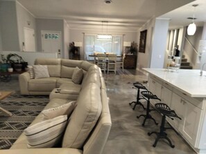 TV - Great place for 6 to Relax (St. Augustine)