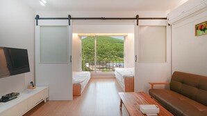 Basic-Zimmer, 1 Schlafzimmer (Oreum View 301(2bakisangyeyakganeung)) | Aussenbereich