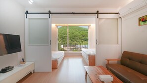 基本客房, 1 間臥室 (Oreum View 301(2bakisangyeyakganeung)) | 外觀