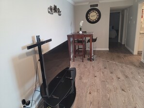 1 camera, ferro/asse da stiro, Wi-Fi, lenzuola