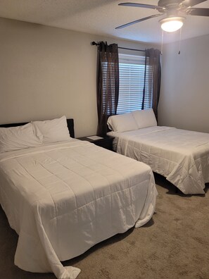 1 bedroom, iron/ironing board, WiFi, bed sheets - Lovely and Spacious one bedroom rental (Houston)