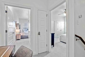 3 bedrooms, desk, iron/ironing board, WiFi