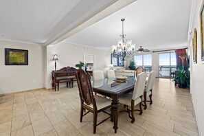 Dining - $150 activities - E-gift card when you book - Oceanfront Balcony | 9th Floor Margate Tower | M904 (Myrtle Beach)