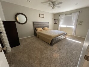 3 camere, culla da viaggio, Wi-Fi, lenzuola