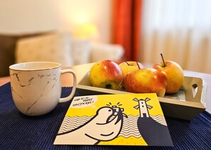 Unclassified image, 2 of 16, button