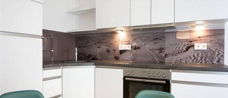 Køleskab, mikrobølgeovn, ovn, opvaskemaskine