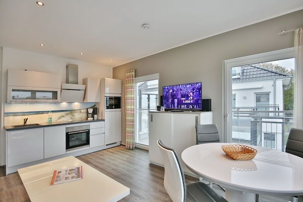 Køleskab, mikrobølgeovn, ovn, opvaskemaskine