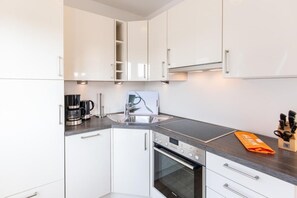 Køleskab, mikrobølgeovn, ovn, opvaskemaskine