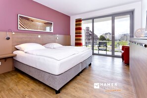 2 عدّة غرف نوم وواي فاي وملاءات أسرّة