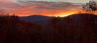 Roundhead Mountain Lodge | 3 Bed, 3 Bath