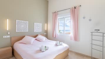 3 chambres, fer et planche Ă repasser, Wi-Fi gratuit, draps fournis