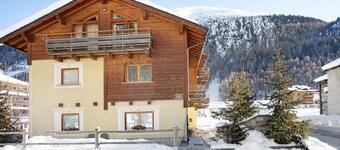 Apartment "Piz Filone" with Mountain View, Wi-Fi