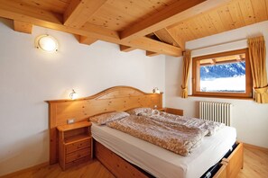 1 chambre, Wi-Fi gratuit, draps fournis