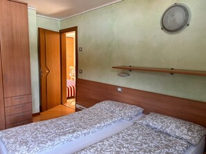 1 bedroom, free WiFi, bed sheets - Apartment Breva with Mountain View, Wi-Fi, Balcony & Garden (Livigno)