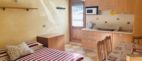 1 chambre, accĂšs au Wi-Fi (inclus), literie fournie