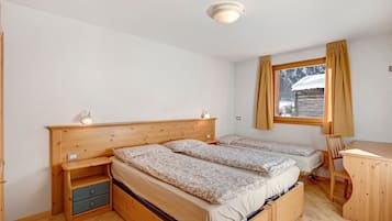 1 chambre, Wi-Fi gratuit, draps fournis