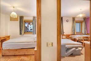 2 chambres, accès au Wi-Fi (inclus), literie fournie