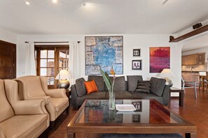 Fernseher, Stereoanlage