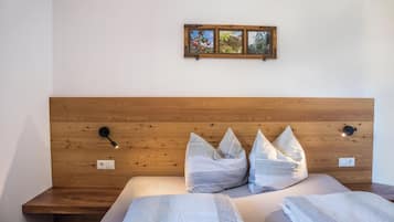 2 bedrooms, free WiFi, bed sheets, wheelchair access