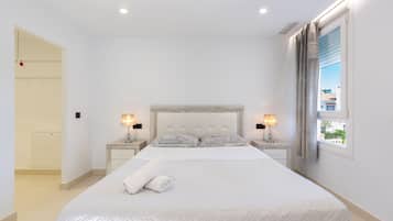 5 chambres, fer et planche à repasser, Wi-Fi gratuit, draps fournis