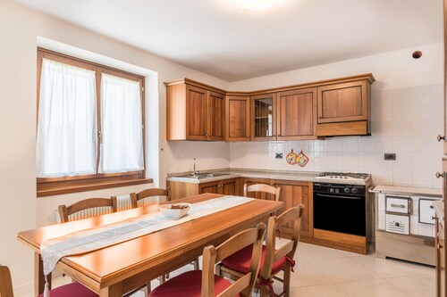 Apartment "Dorsino" with Mountain View, Balcony and Wi-Fi