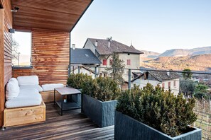 Terrace/patio - Apartment 'Villa KaTo' with Lake View, Garden & Terrace (Kaltern an der Weinstraße)