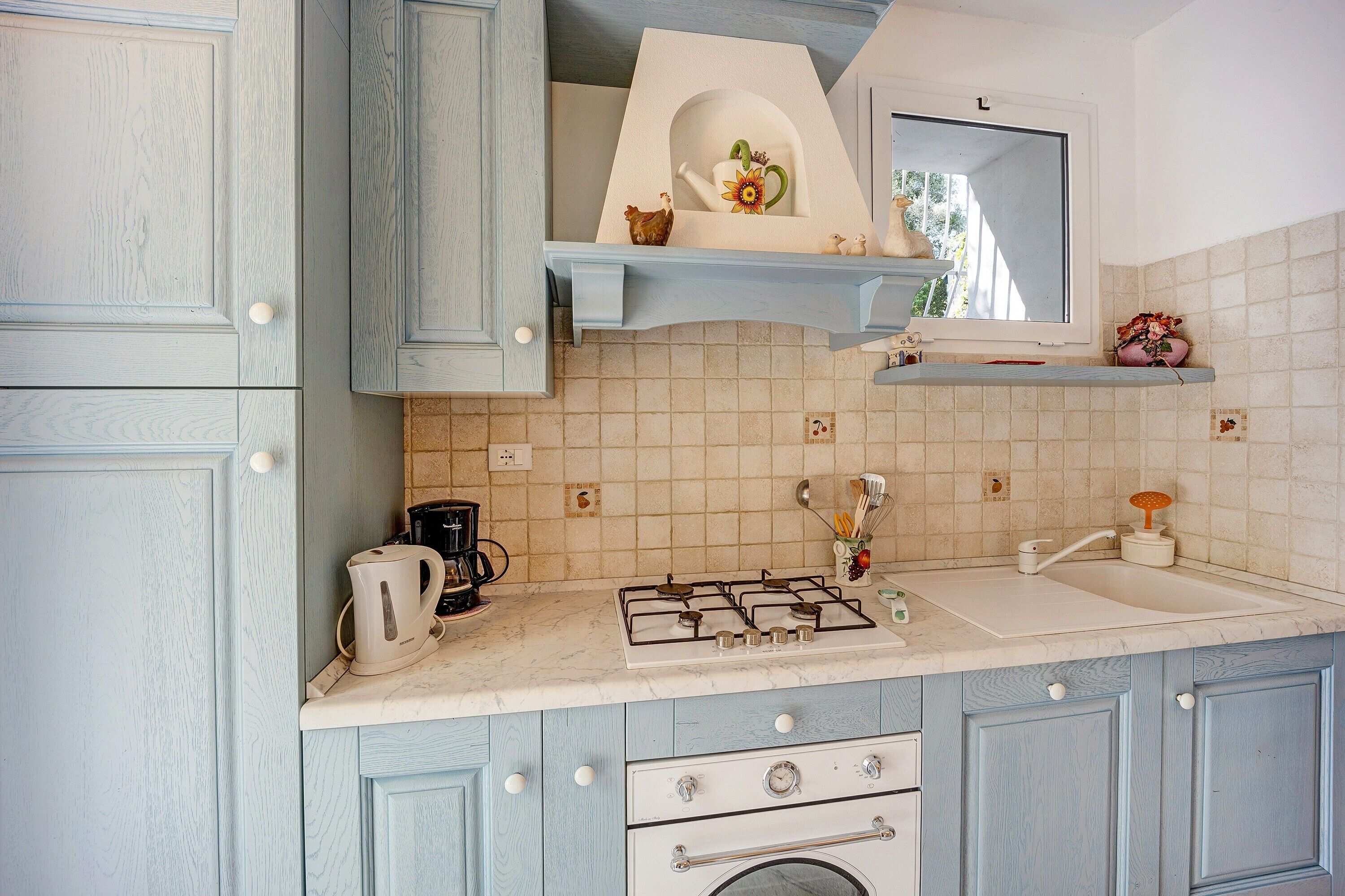 Kühlschrank, Ofen, Herdplatte, Geschirrspüler