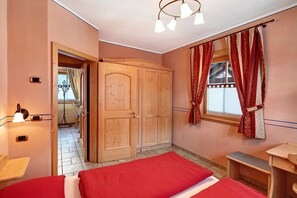 1 bedroom, free WiFi, bed sheets, wheelchair access