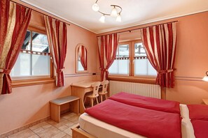 1 bedroom, free WiFi, bed sheets, wheelchair access