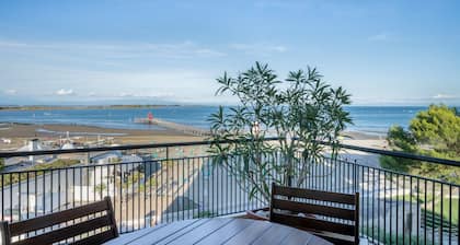 Appartement "La Terrazza Sul Faro" avec vue sur la mer, balcon et Wi-Fi
