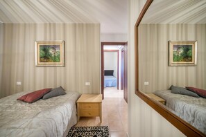 2 habitaciones, wifi gratis y ropa de cama 