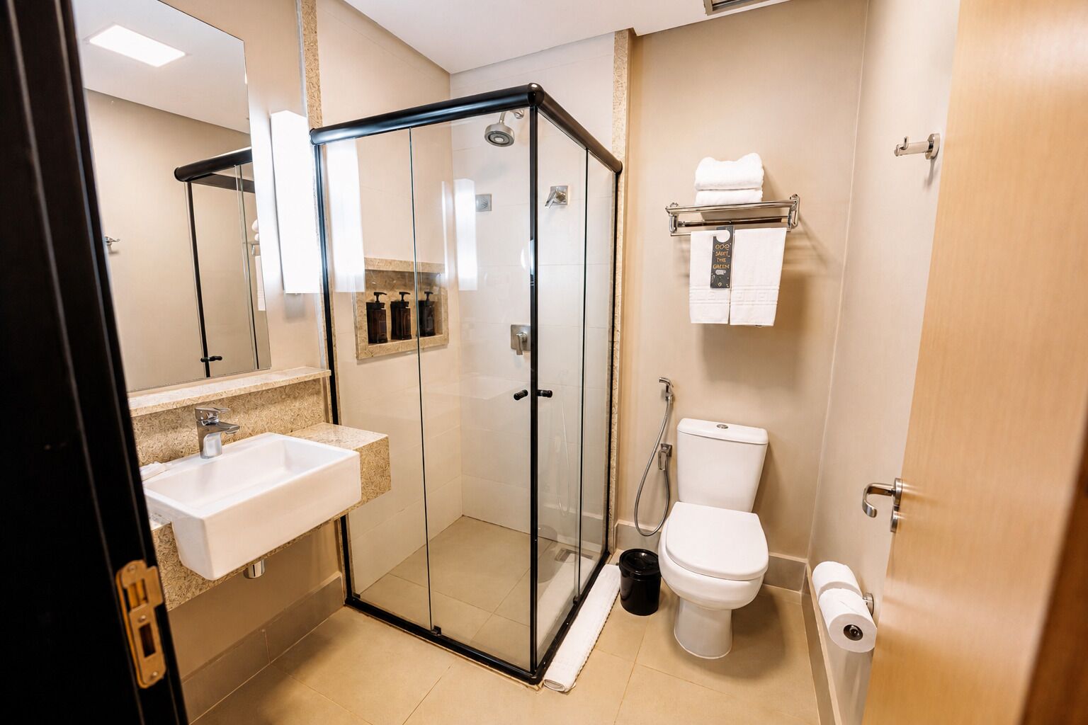 Đồ dùng nhà tắm thân thiện với môi trường, máy sấy tóc 