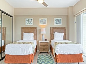 1 bedroom, iron/ironing board, Internet - Enjoy the Space! Super Pacific View, Kitchen Ease, Free WiFi–Waikīkī Shore #708 (HONOLULU)