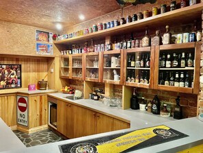Bar (en la propiedad)
