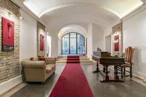 Interior - Foro Romano Stylish and Central Apartment (Roma)
