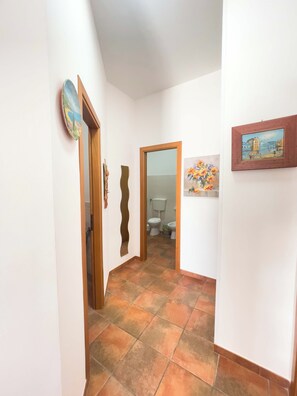 Interni