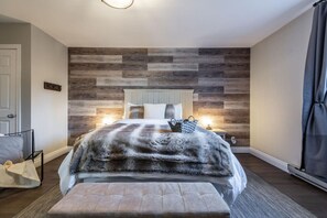 2 bedrooms, iron/ironing board, free WiFi, bed sheets - Amazing Lake/Mountain View 5min to Tremblant 491 (Mont-Tremblant)