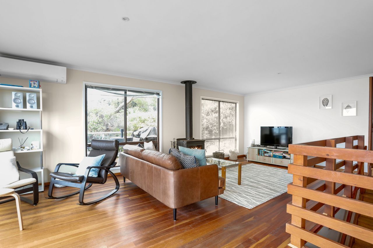 Marengo -  Boasting Phenomenal Panoramic Ocean Views That Will Take Your Breath Away - Apollo Bay
