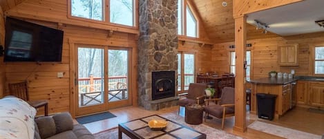 Smart TV, fireplace