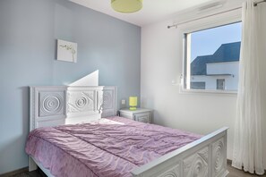 4 chambres, fer et planche Ă repasser, Wi-Fi gratuit
